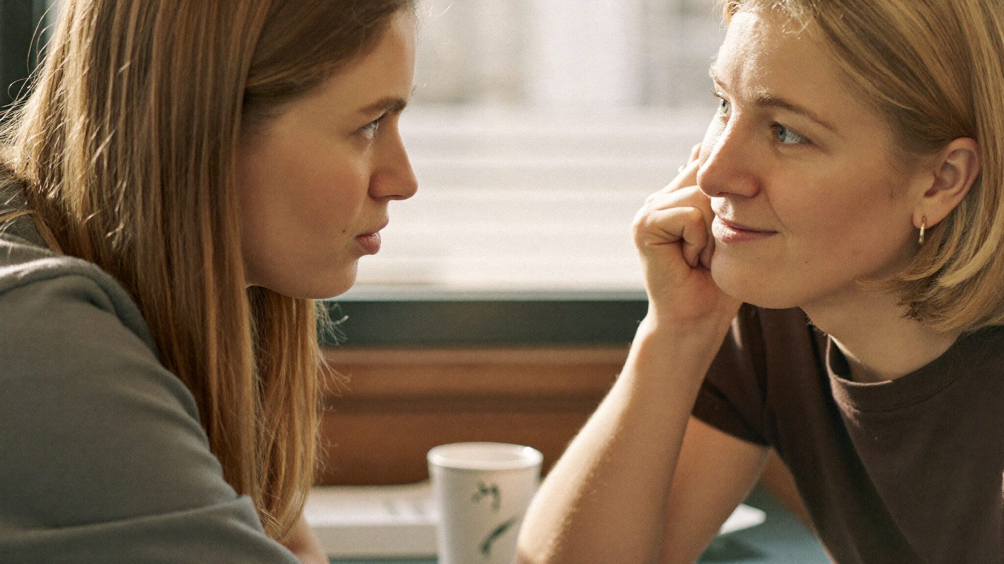Why the Whites of Your Eyes Shape a Stranger’s First Impression