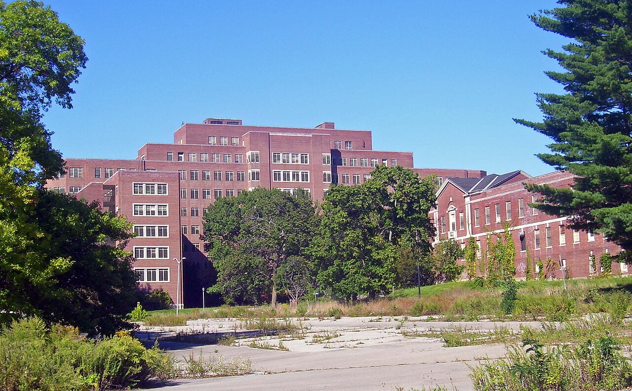 Episode 27: From Insane Asylum to Psychiatric Center: A Brief History